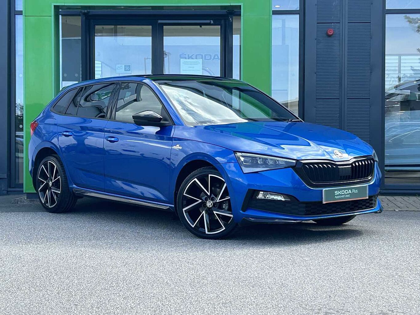 Main listing image - Skoda Scala