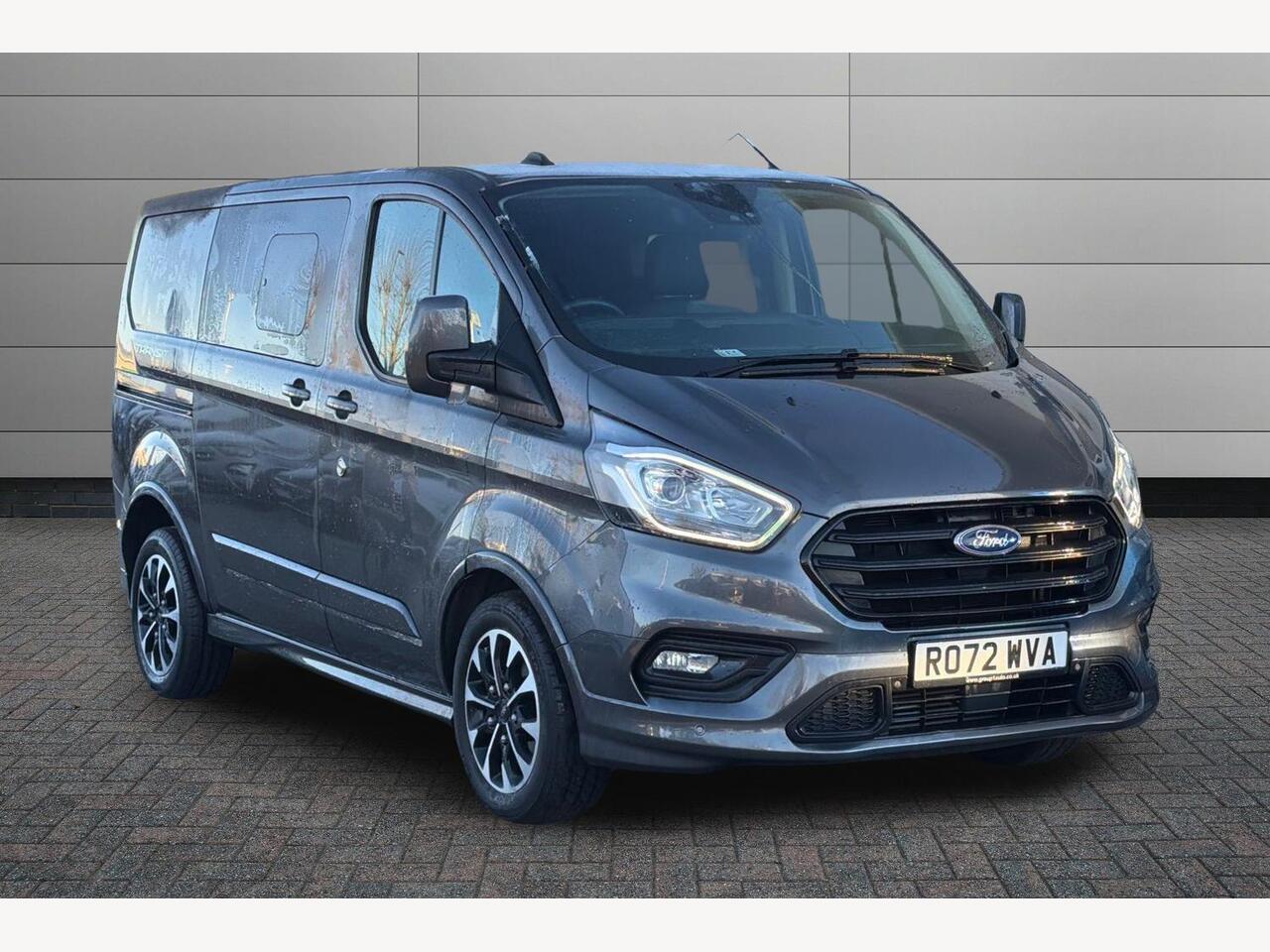 Main listing image - Ford Transit Custom
