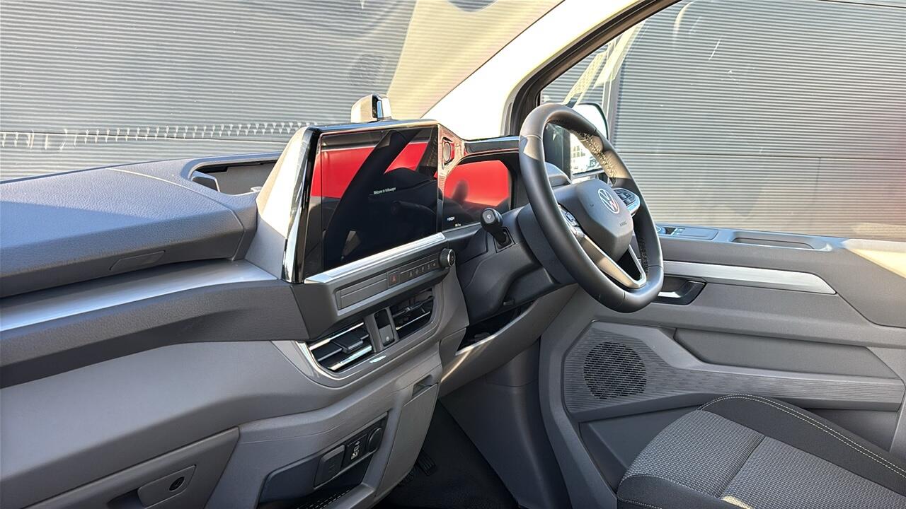 Main listing image - Volkswagen Transporter