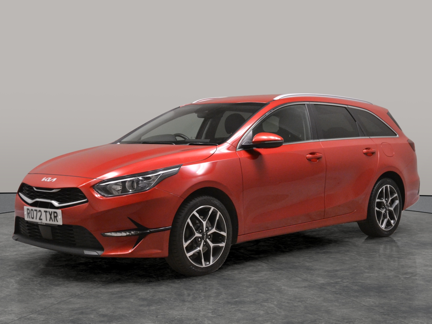 Main listing image - Kia Ceed SW