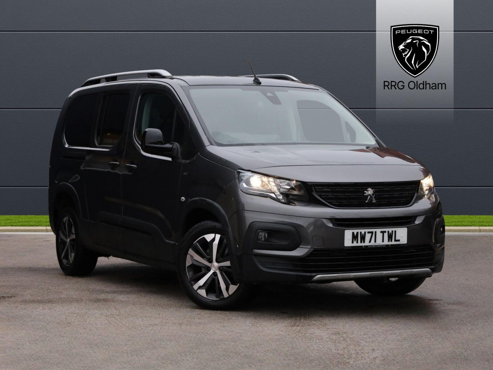 Main listing image - Peugeot Rifter