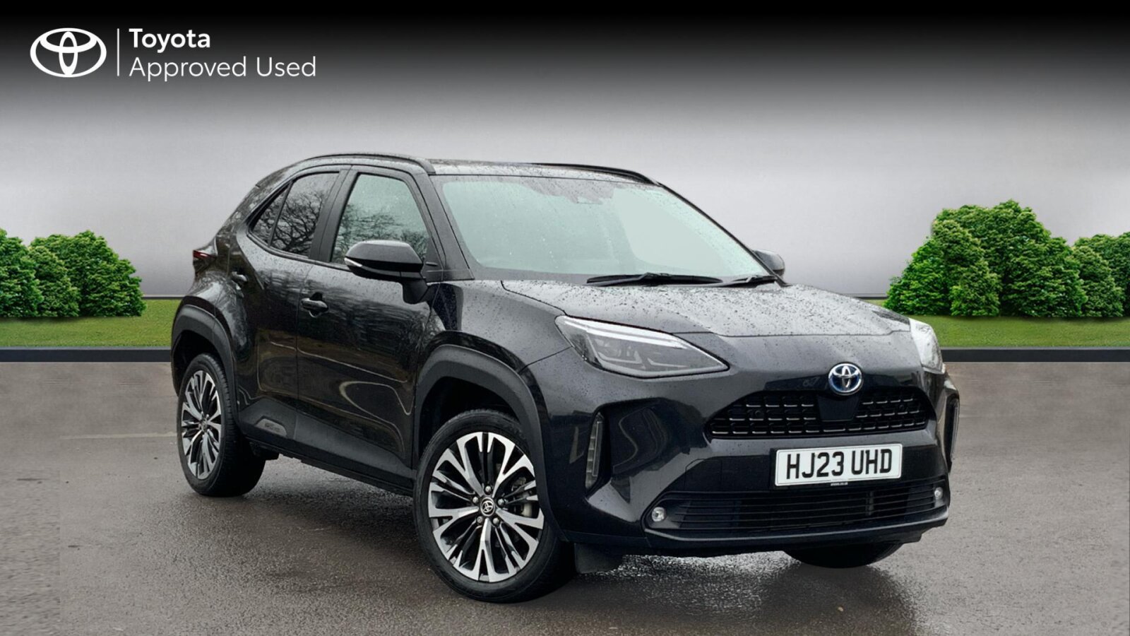 Main listing image - Toyota Yaris Cross