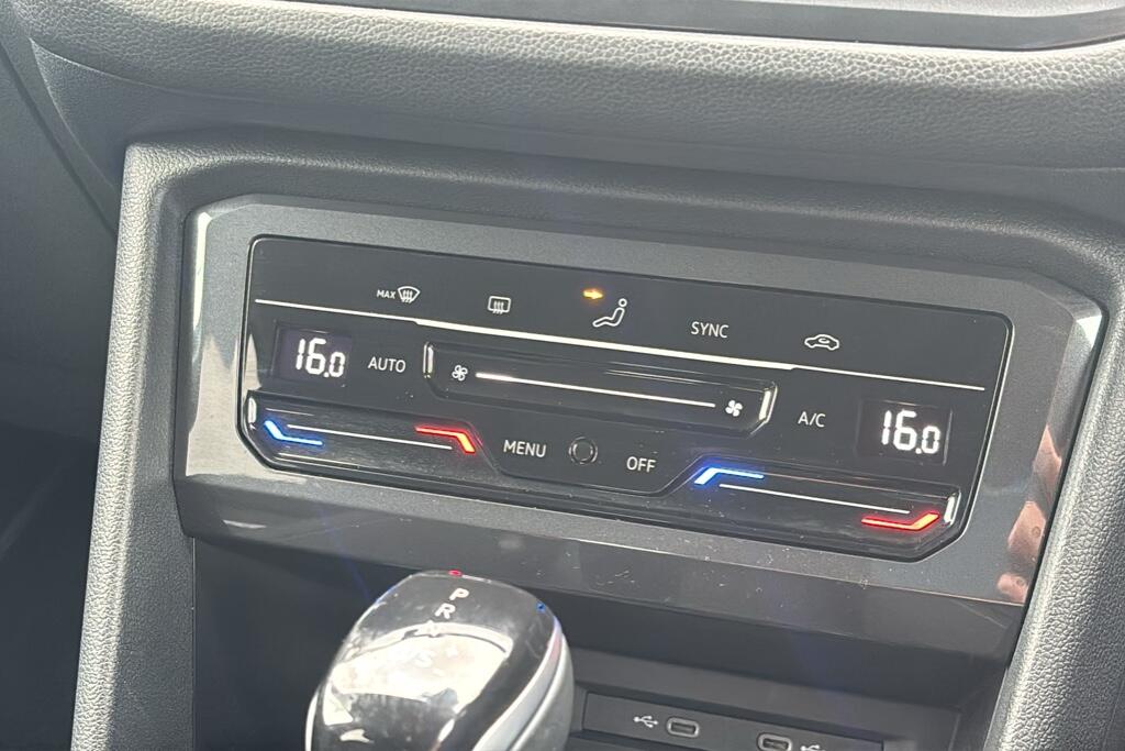 Main listing image - Volkswagen Tiguan Allspace