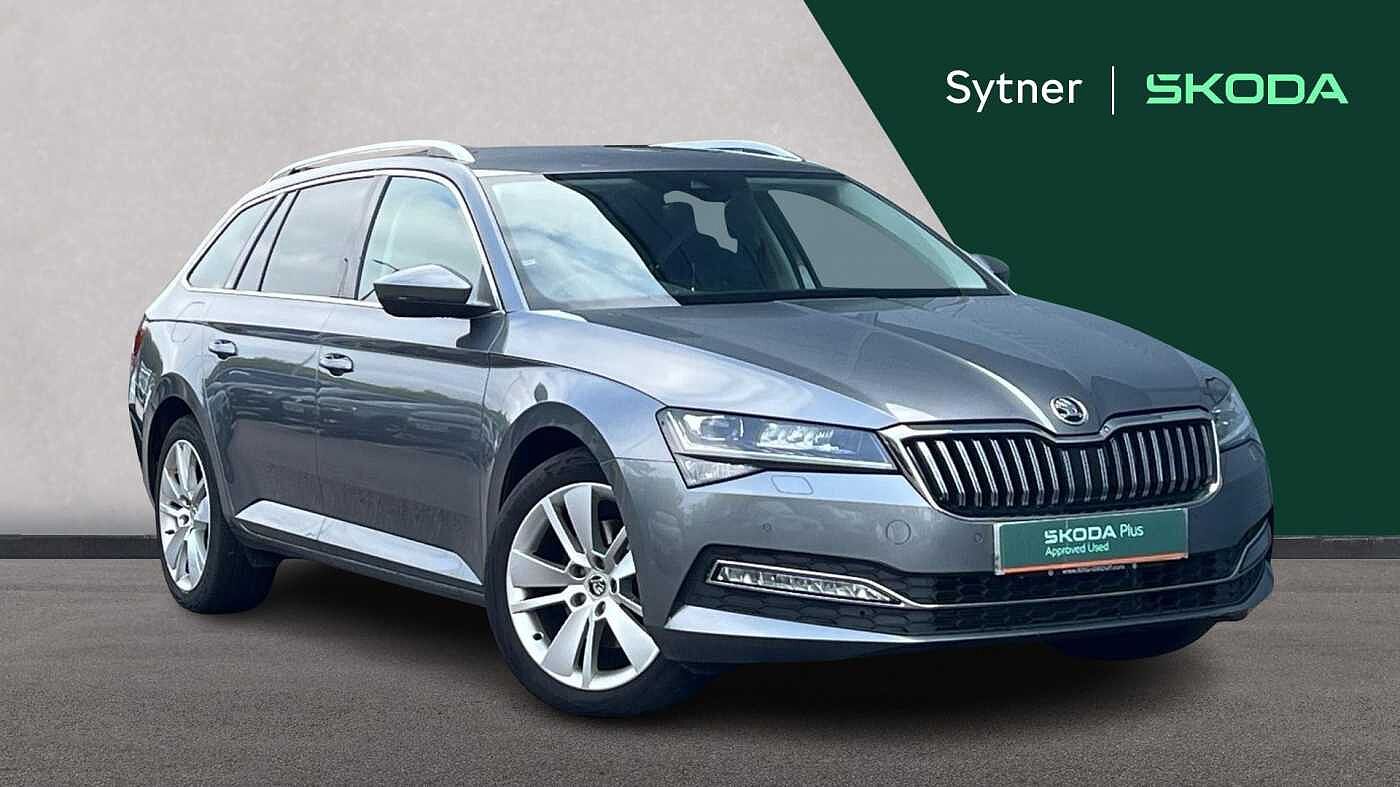 Main listing image - Skoda Superb Estate