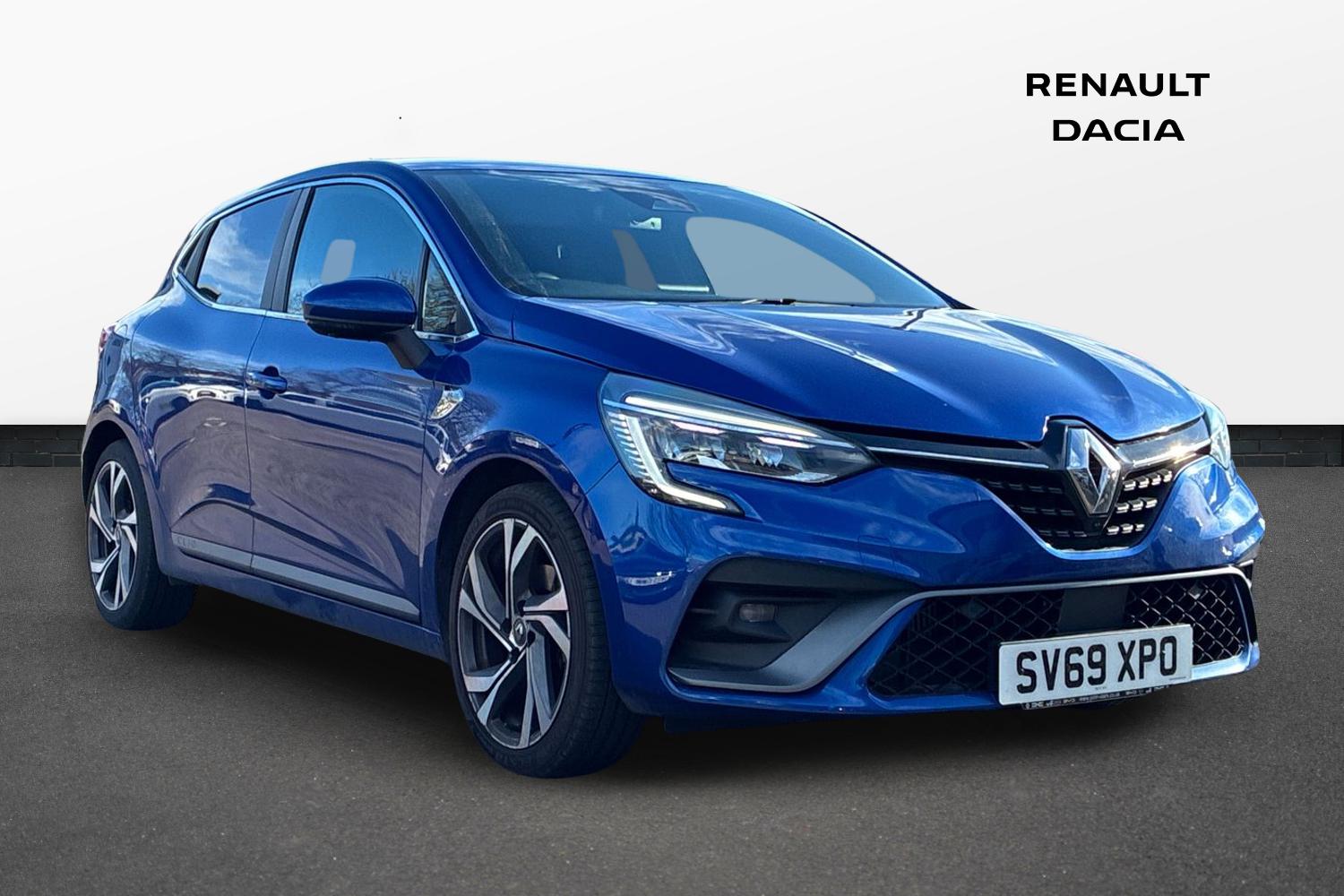 Main listing image - Renault Clio