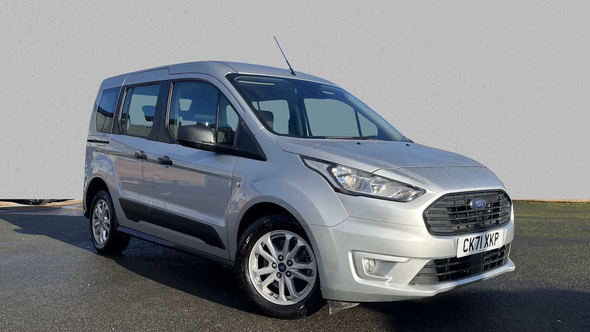 Main listing image - Ford Tourneo Connect