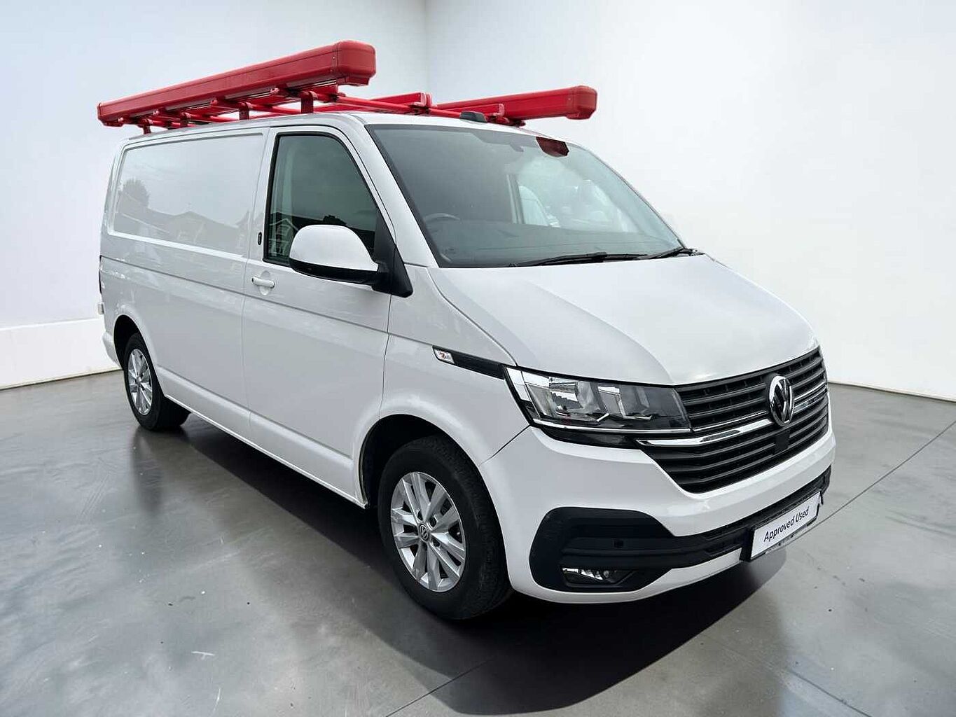 Main listing image - Volkswagen Transporter