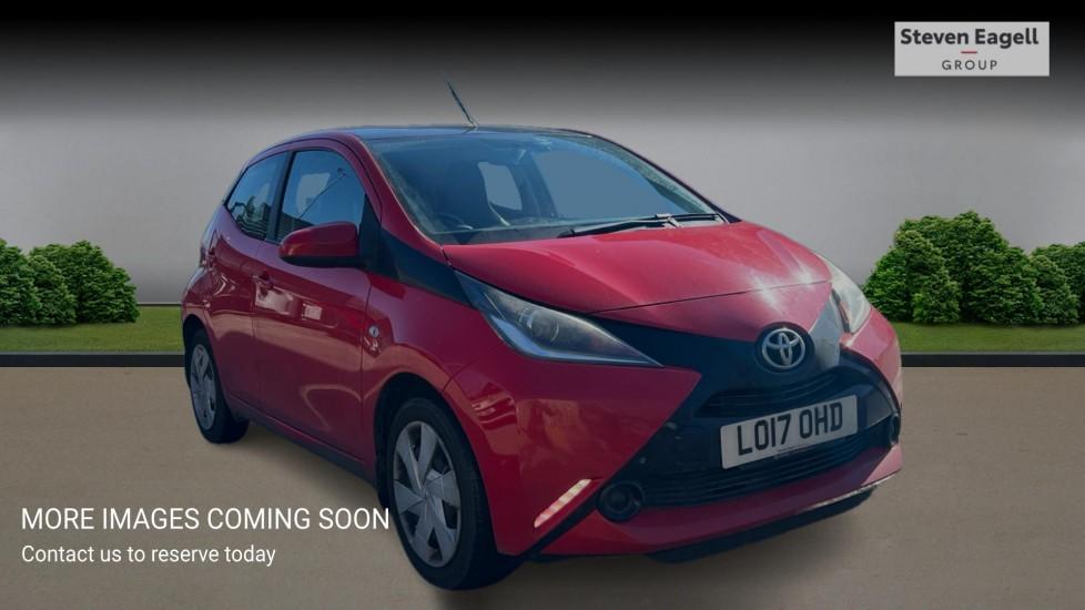 Main listing image - Toyota Aygo