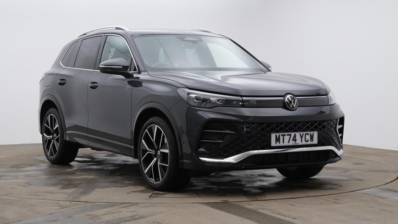 Main listing image - Volkswagen Tiguan
