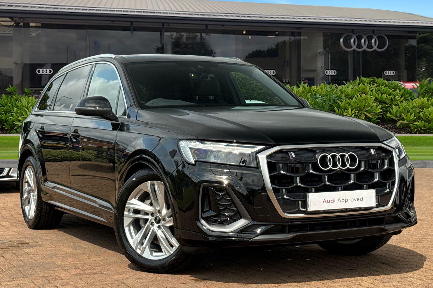 Main listing image - Audi Q7