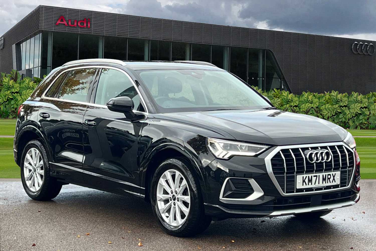 Main listing image - Audi Q3