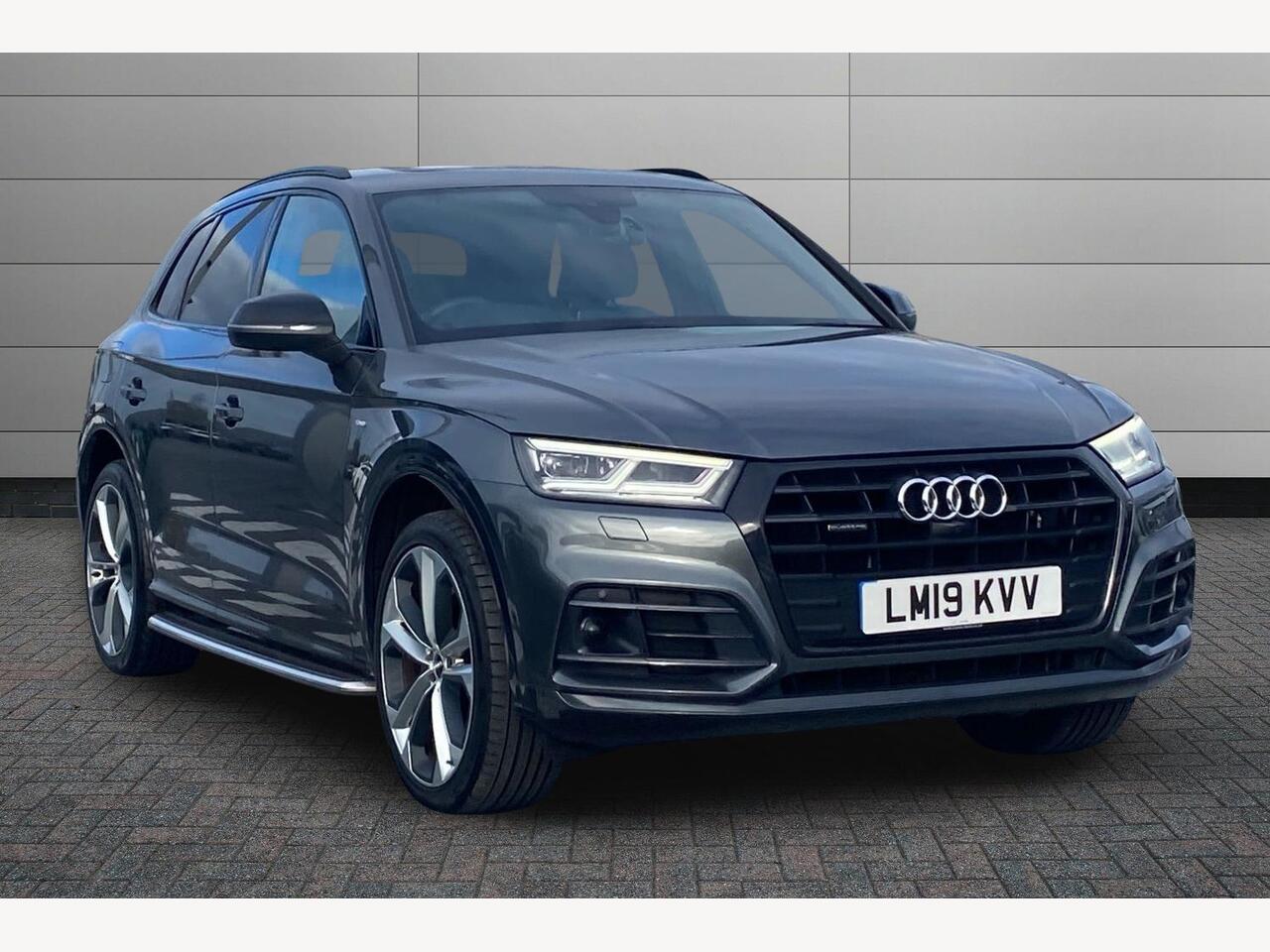 Main listing image - Audi Q5