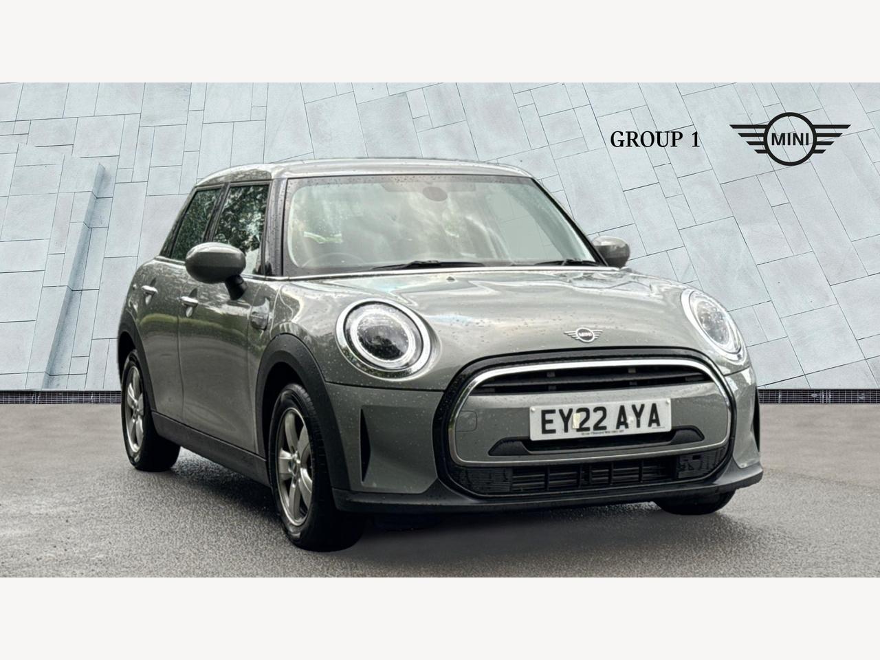 Main listing image - MINI Hatchback 5dr