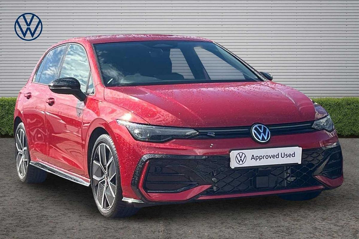 Main listing image - Volkswagen Golf