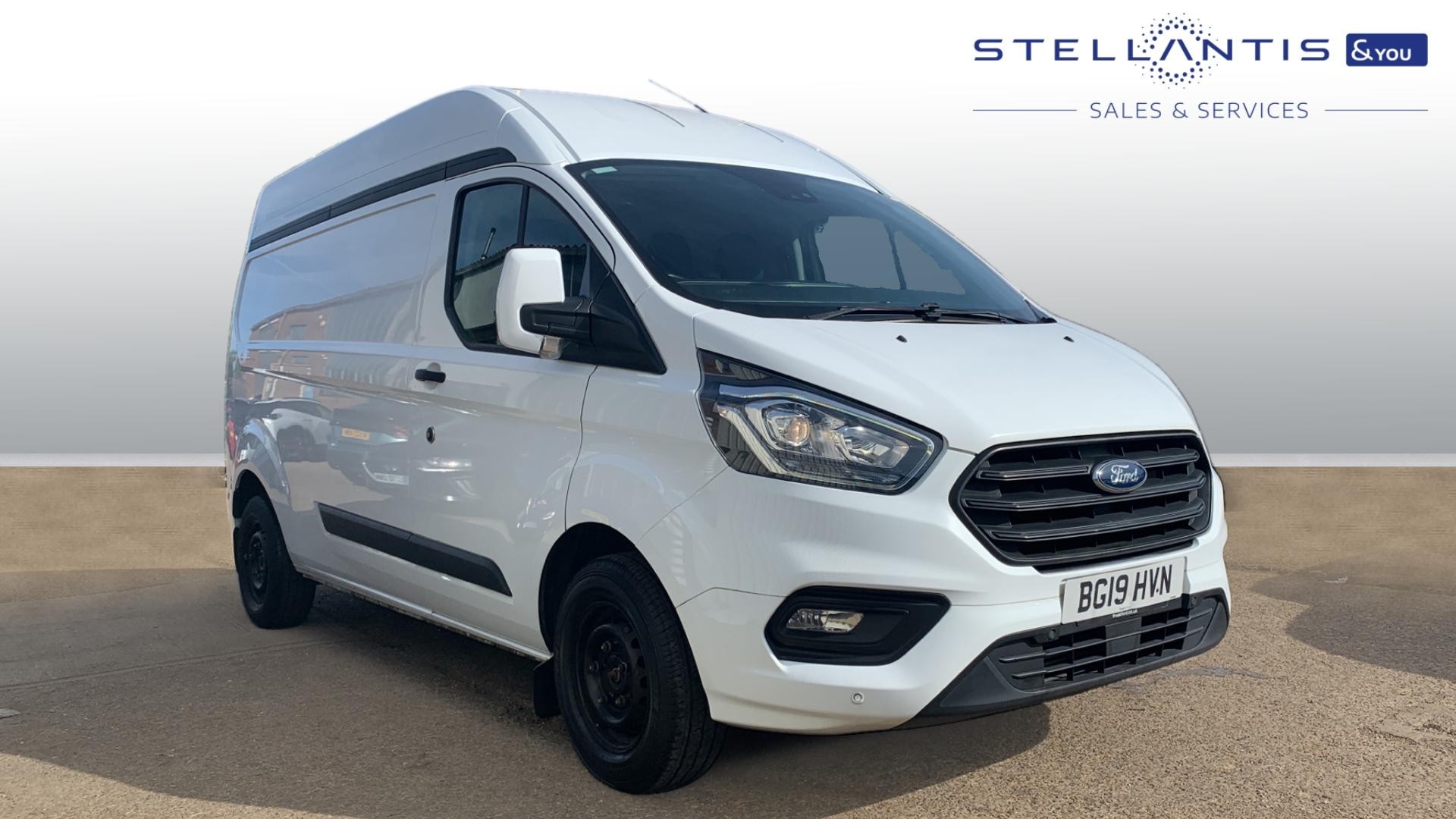 Main listing image - Ford Transit Custom