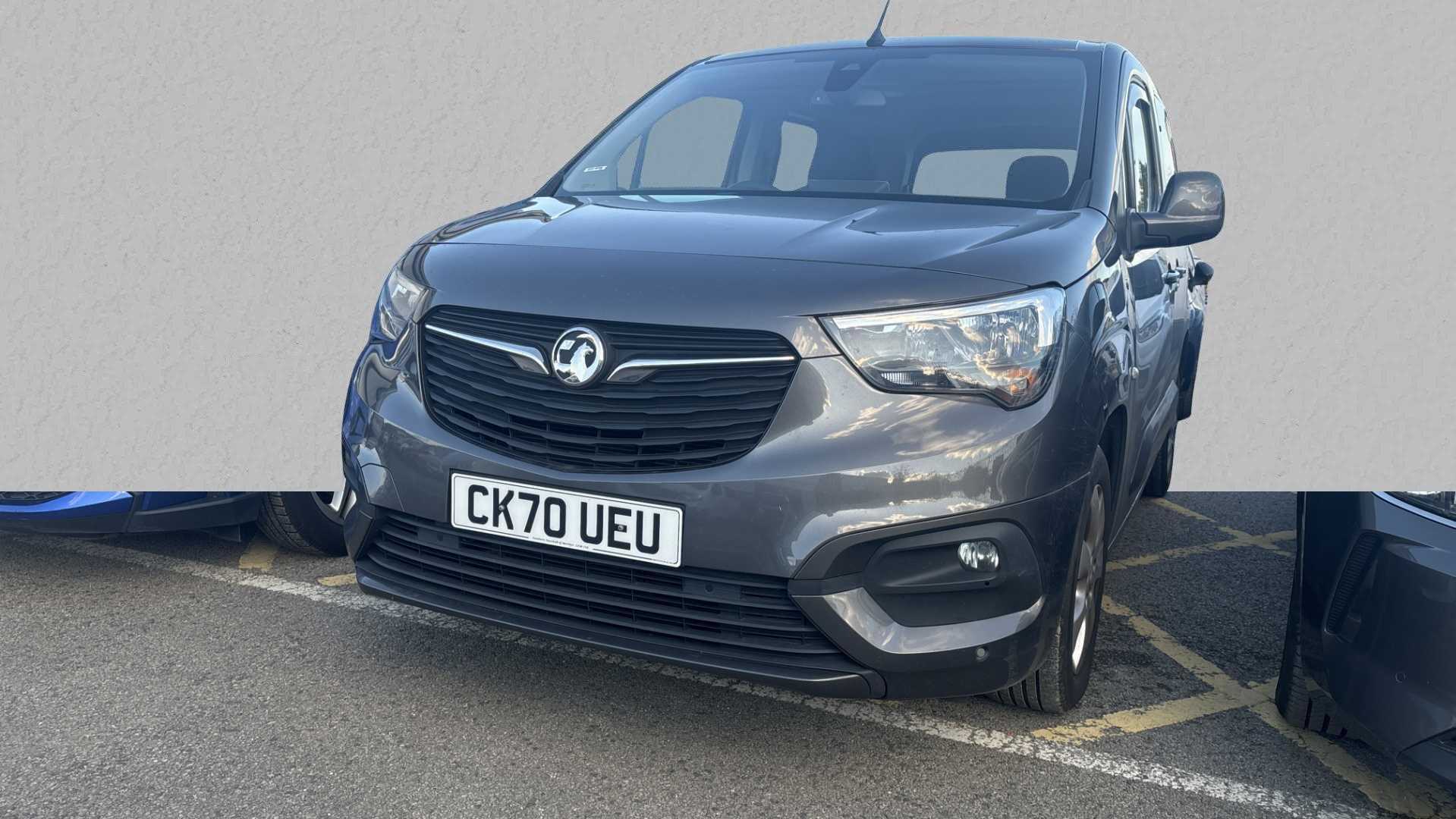 Main listing image - Vauxhall Combo Life