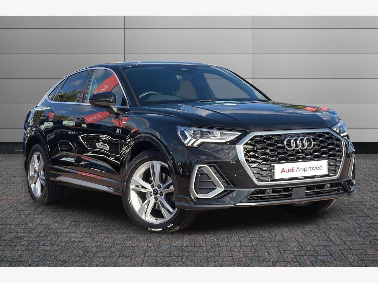 Main listing image - Audi Q3