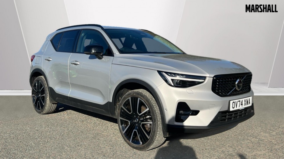 Main listing image - Volvo XC40