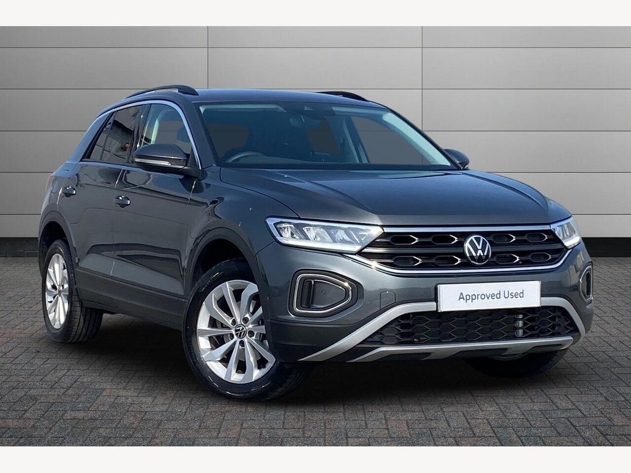 Main listing image - Volkswagen T-Roc