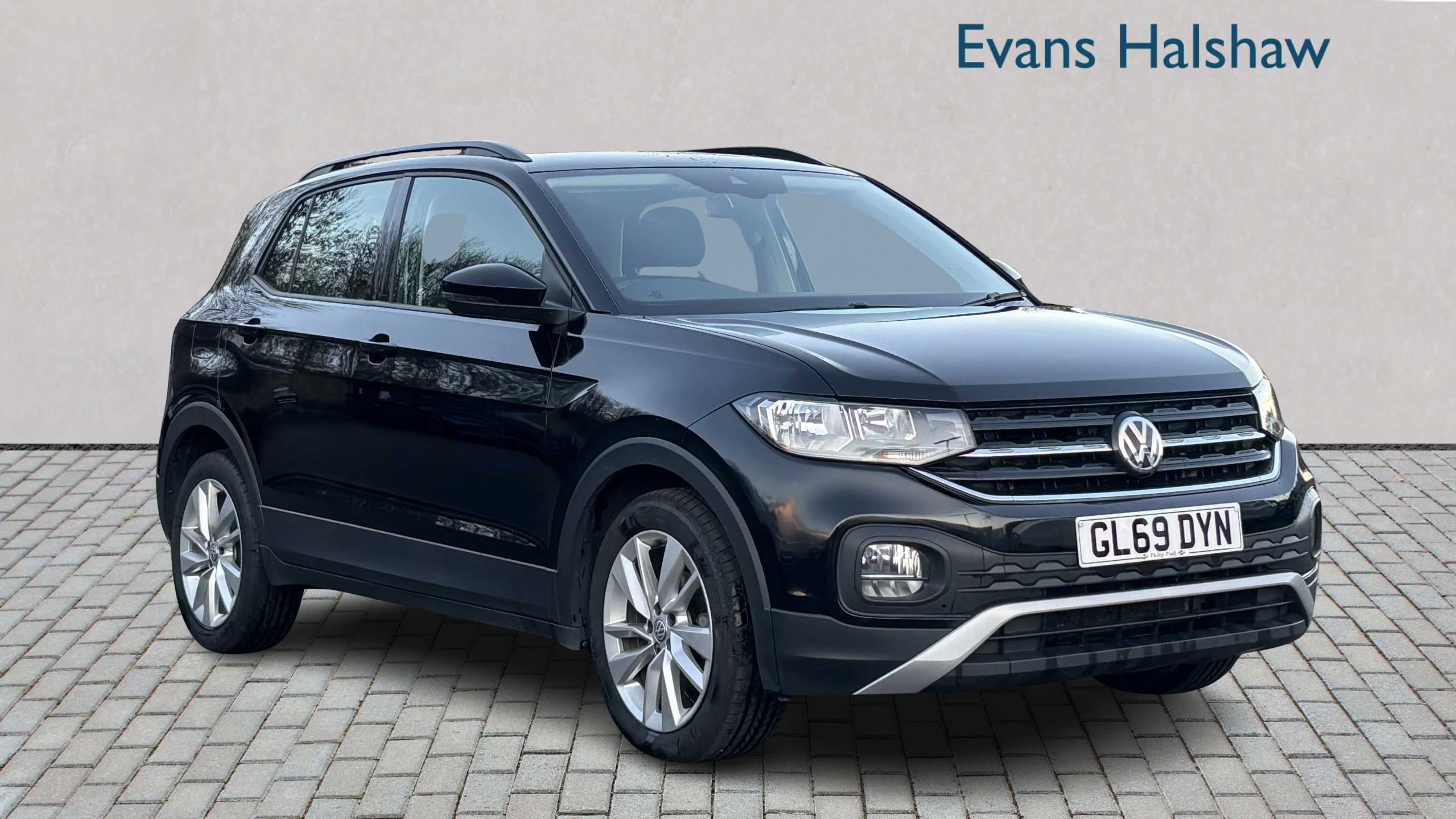 Main listing image - Volkswagen T-Cross