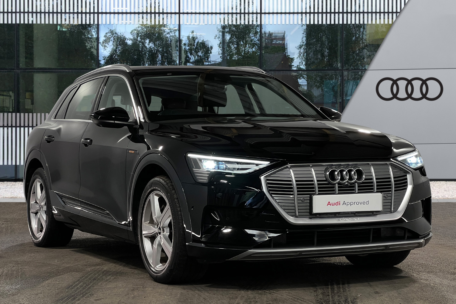 Main listing image - Audi e-tron