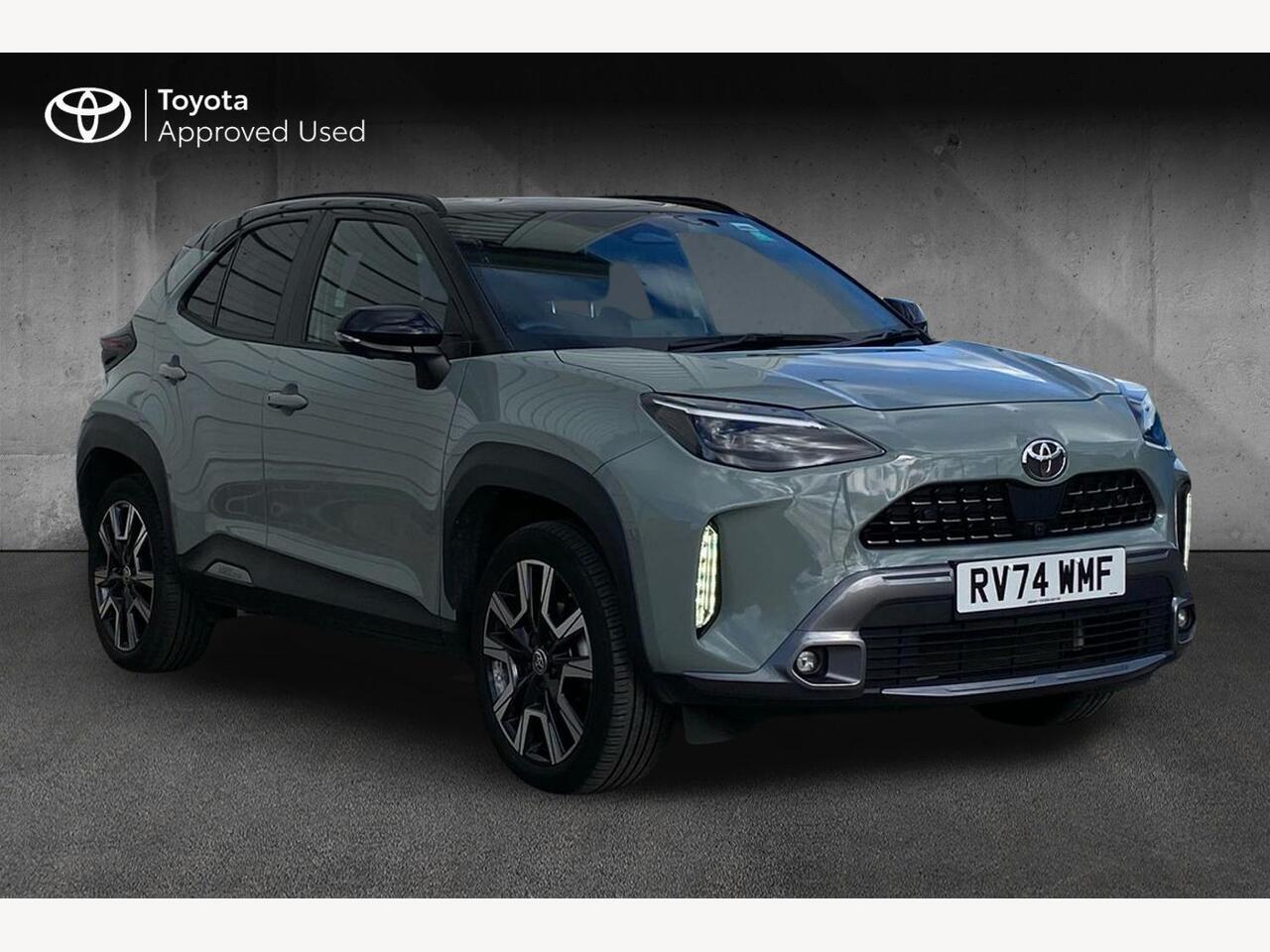 Main listing image - Toyota Yaris Cross