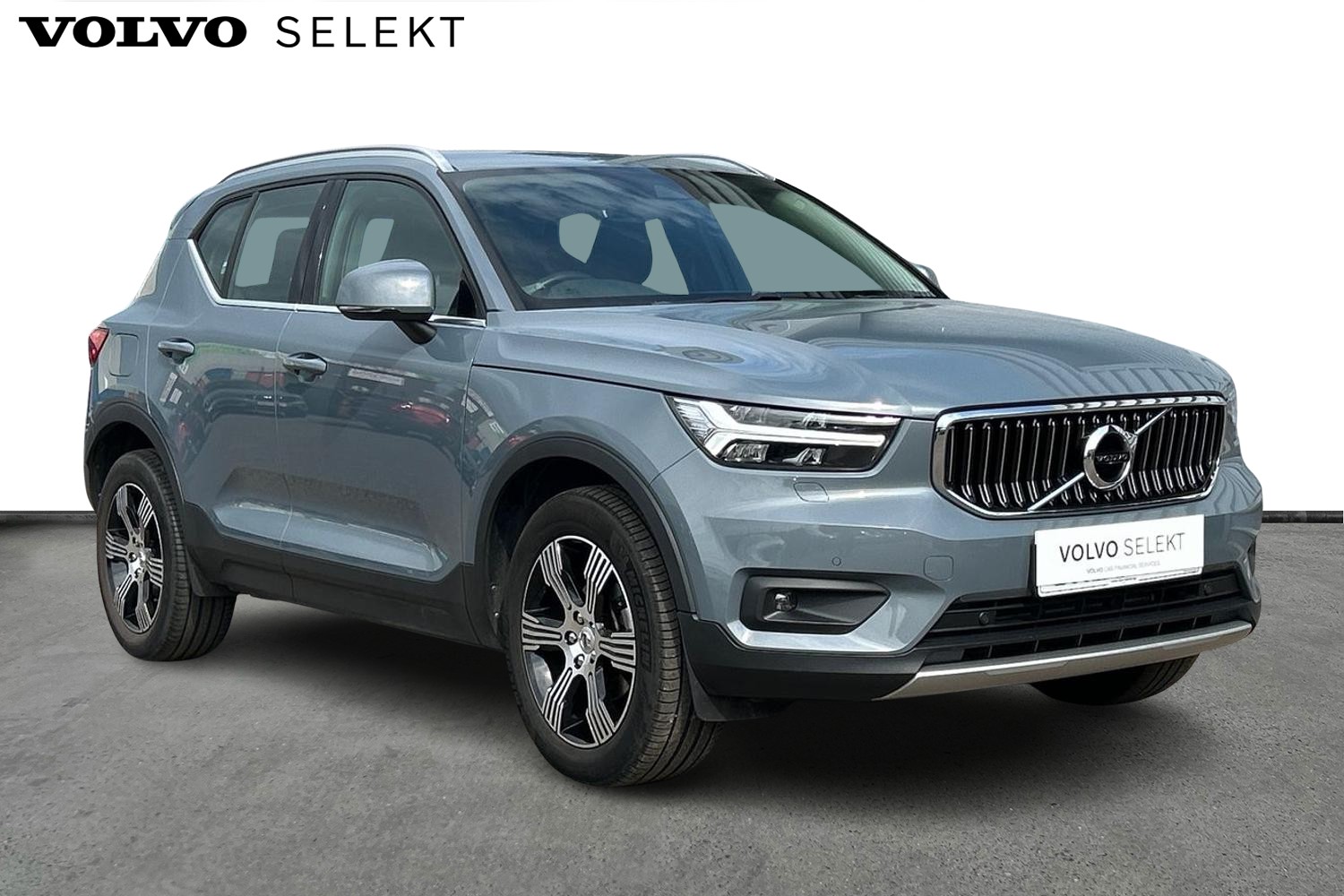 Main listing image - Volvo XC40