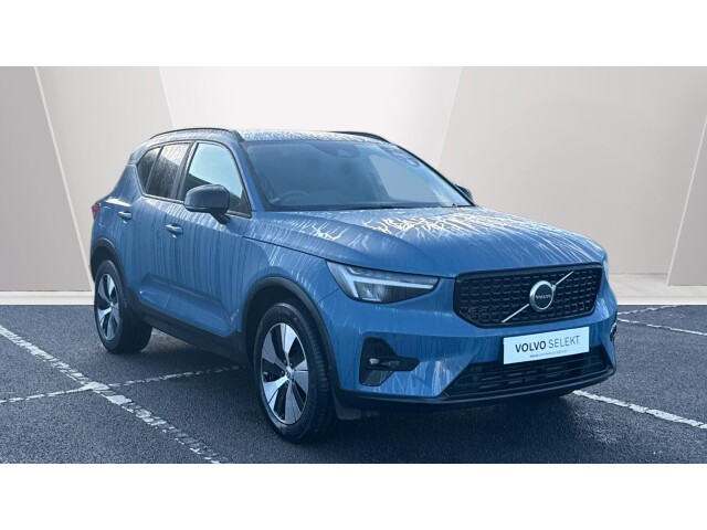 Main listing image - Volvo XC40 Recharge