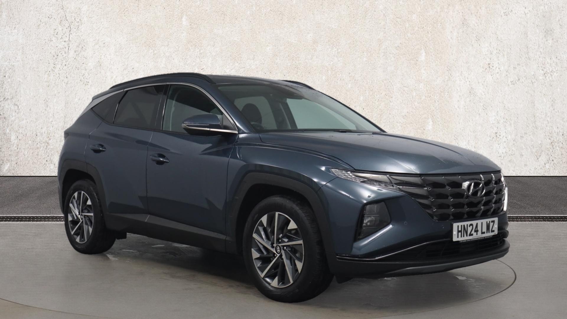 Main listing image - Hyundai Tucson