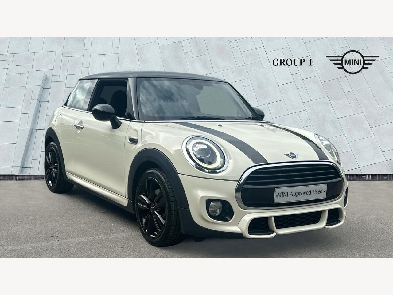 Main listing image - MINI Hatchback