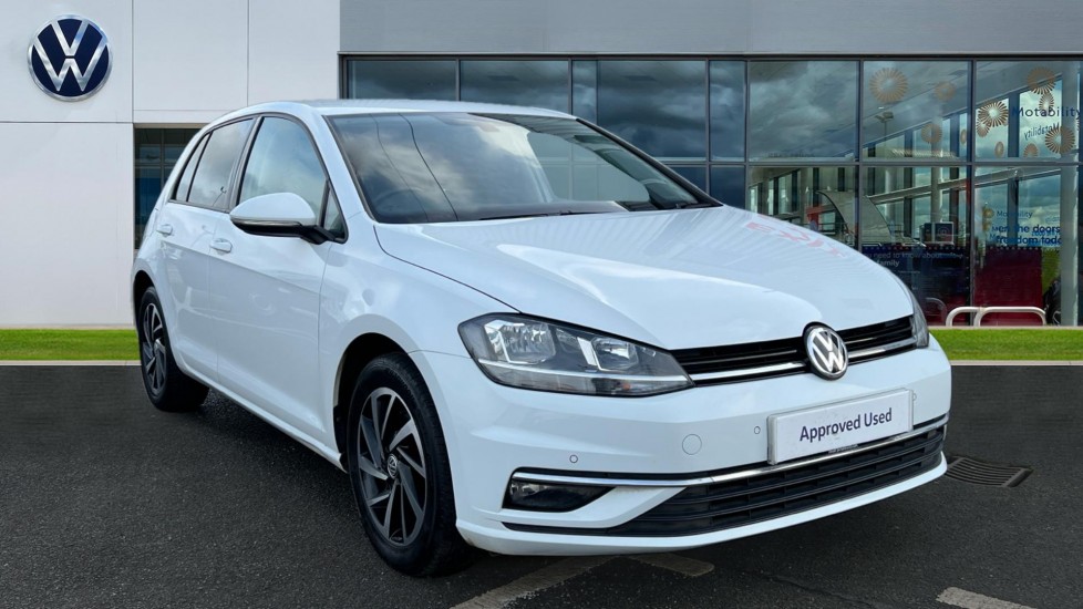 Main listing image - Volkswagen Golf