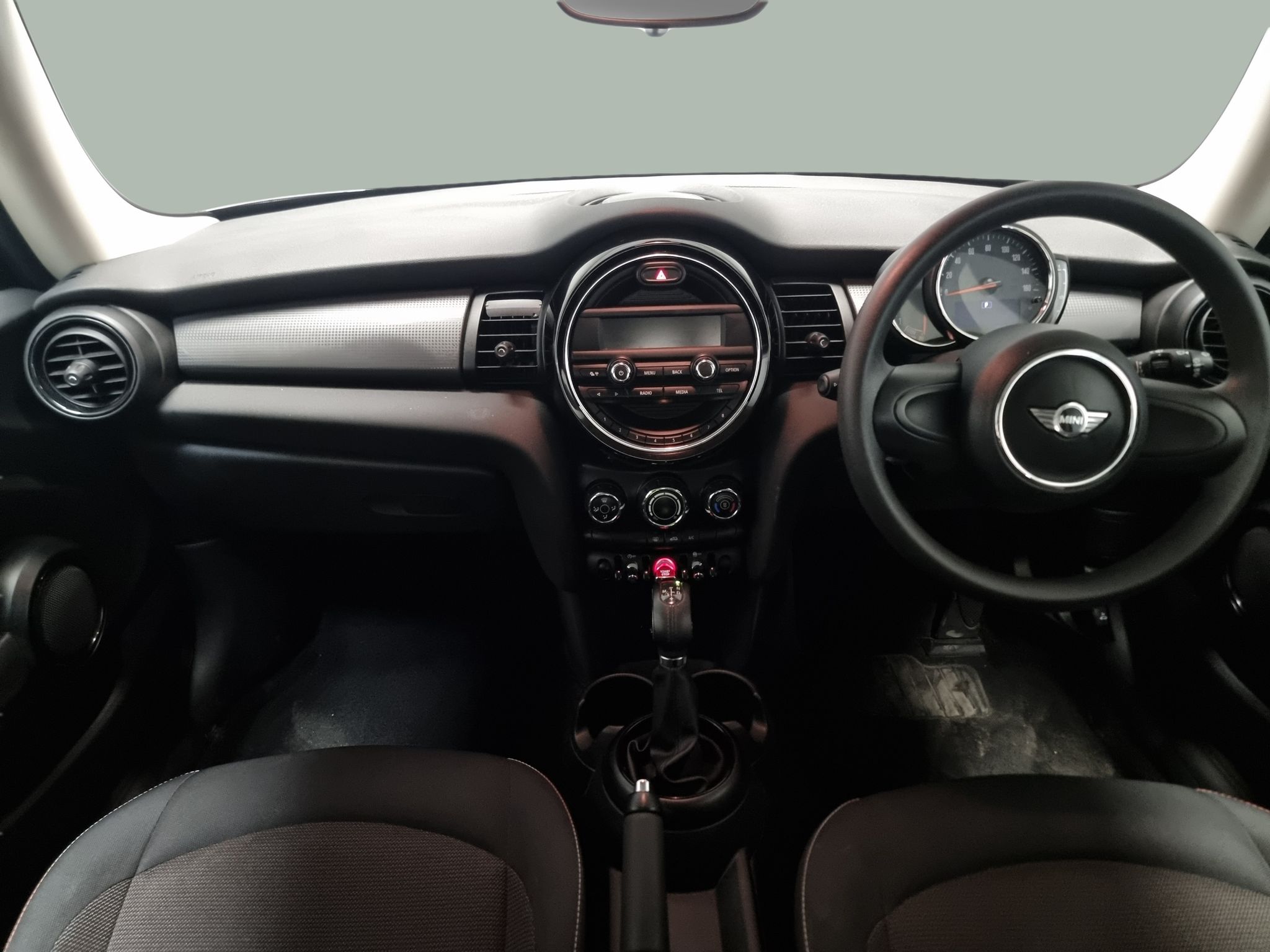 Main listing image - MINI Hatchback