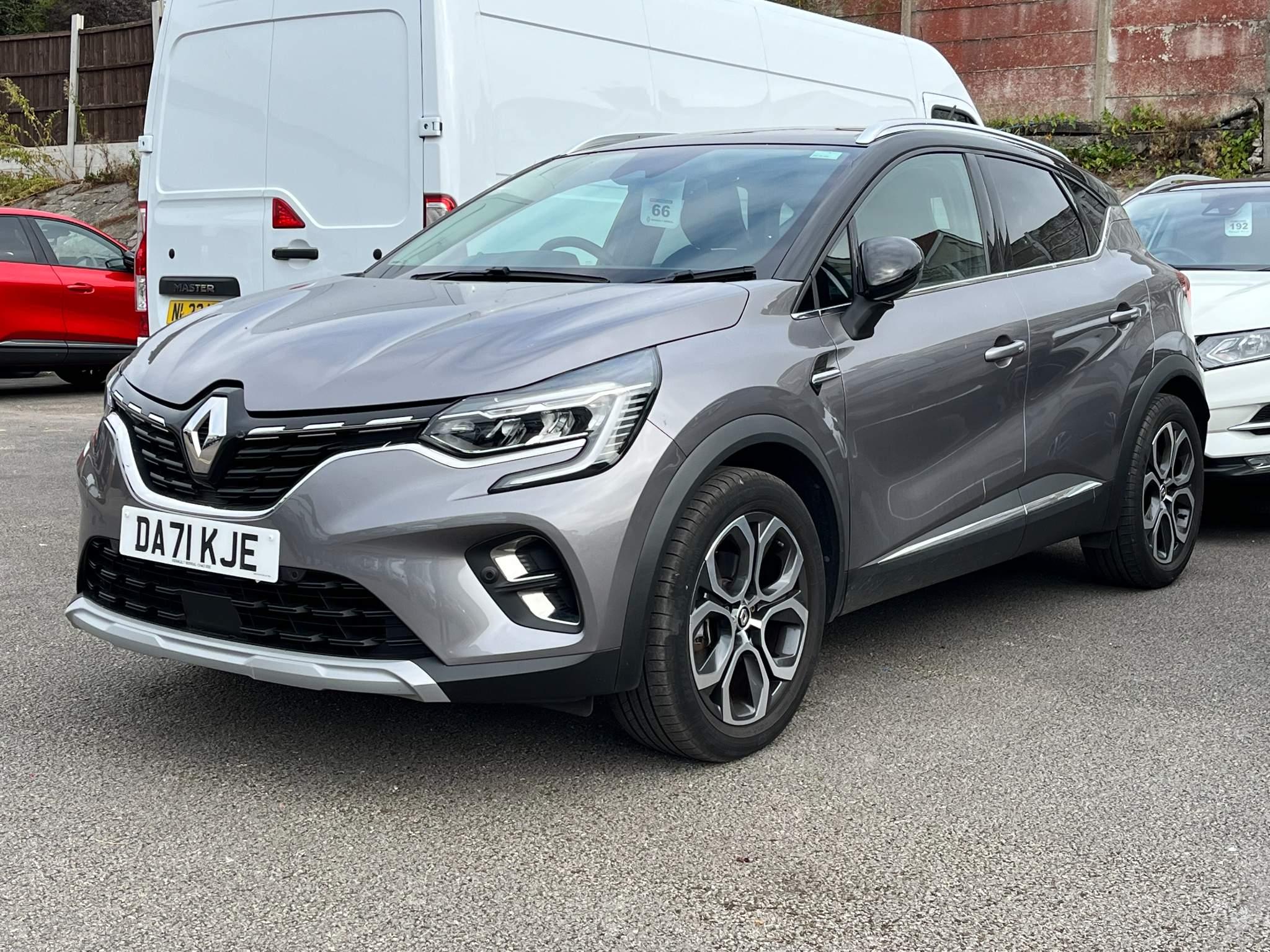 Main listing image - Renault Captur