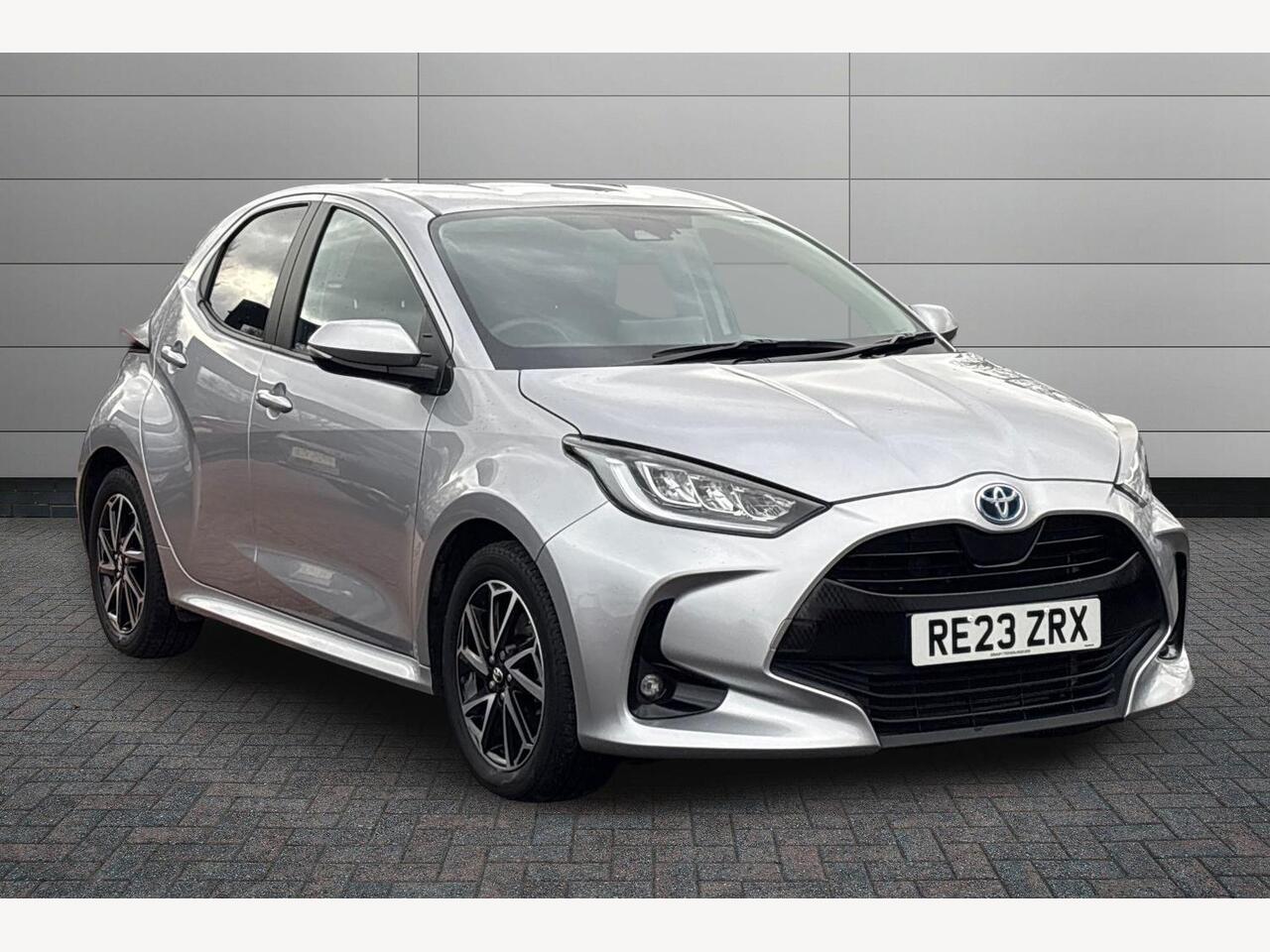 Main listing image - Toyota Yaris