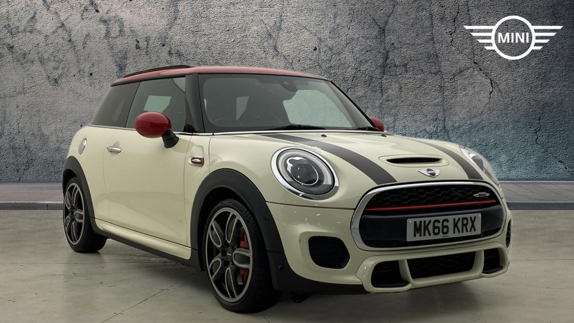 Main listing image - MINI Hatchback