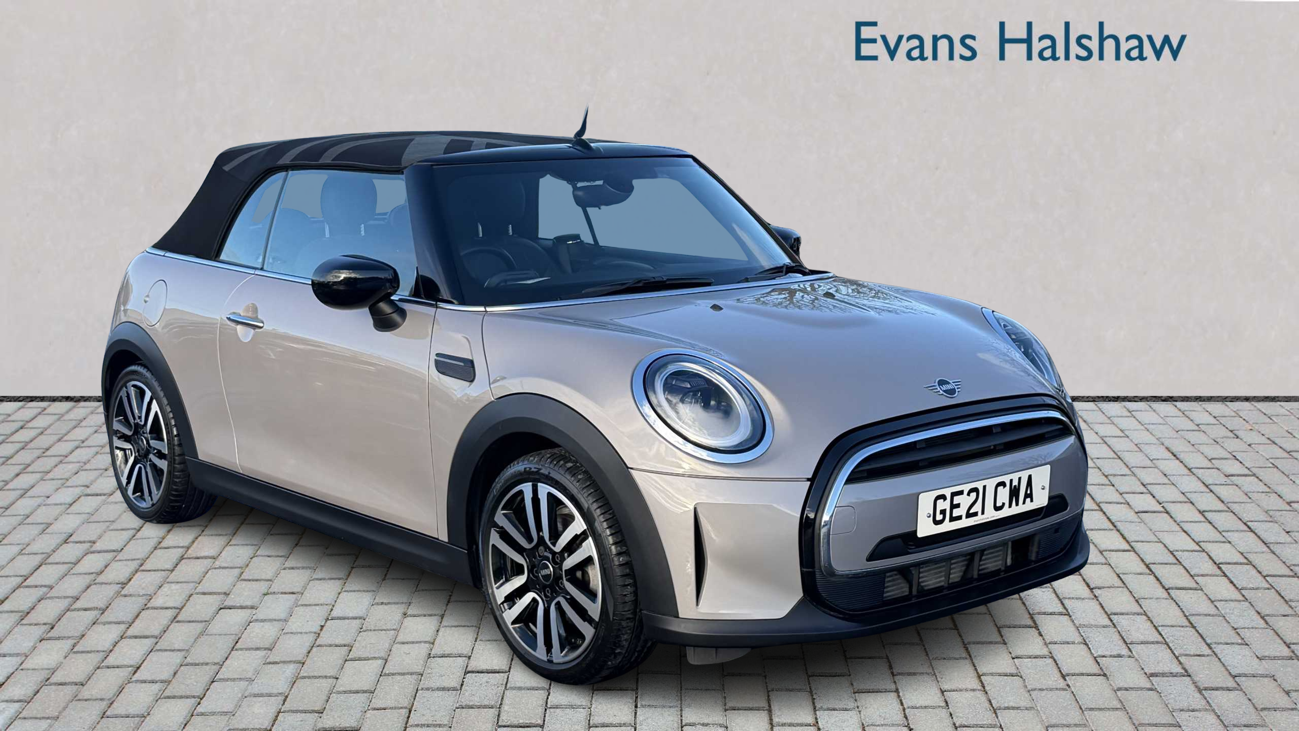 Main listing image - MINI Convertible