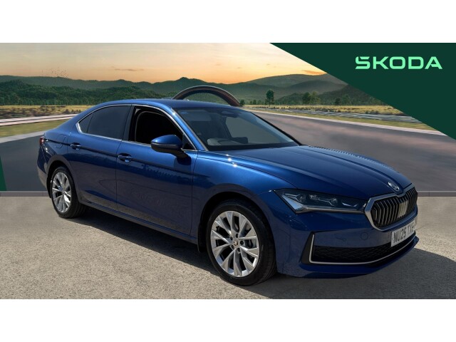 Main listing image - Skoda Superb