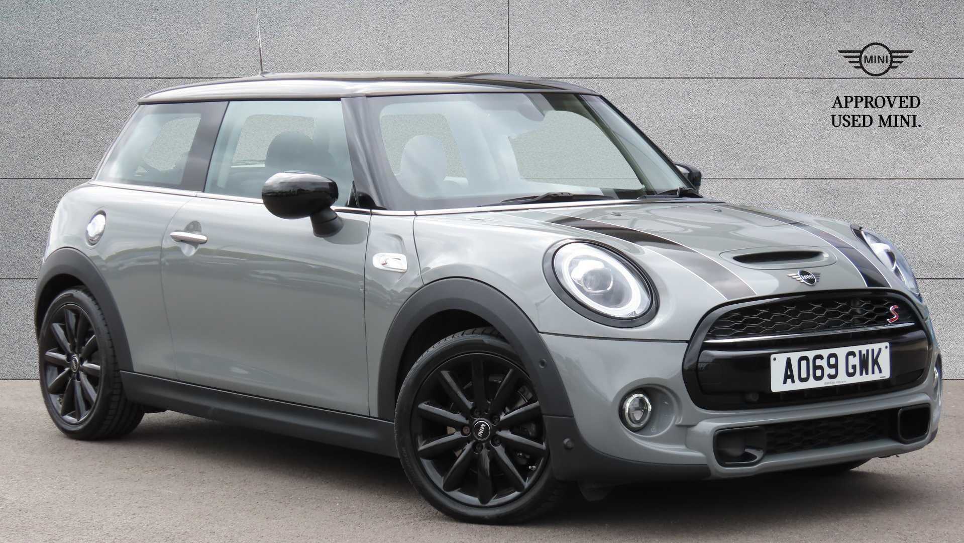 Main listing image - MINI Hatchback