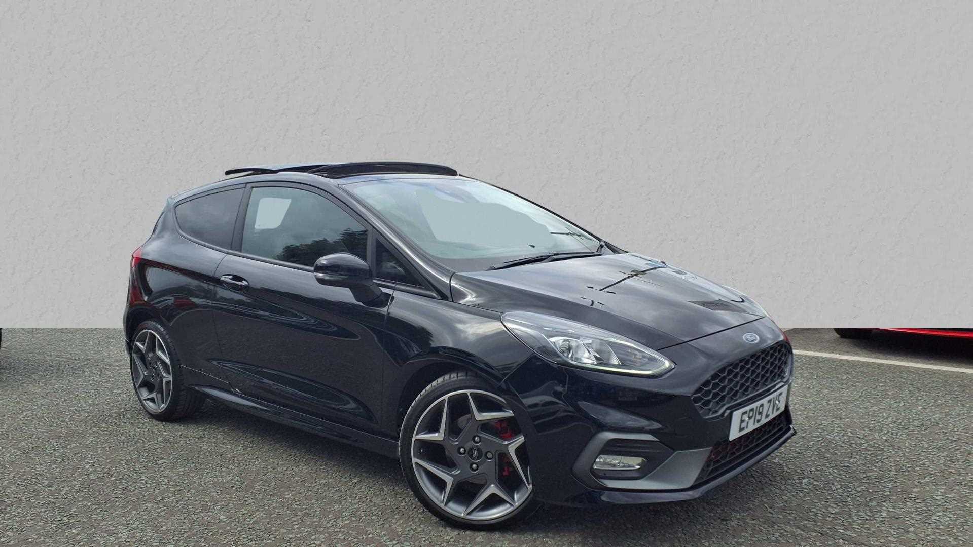 Main listing image - Ford Fiesta ST