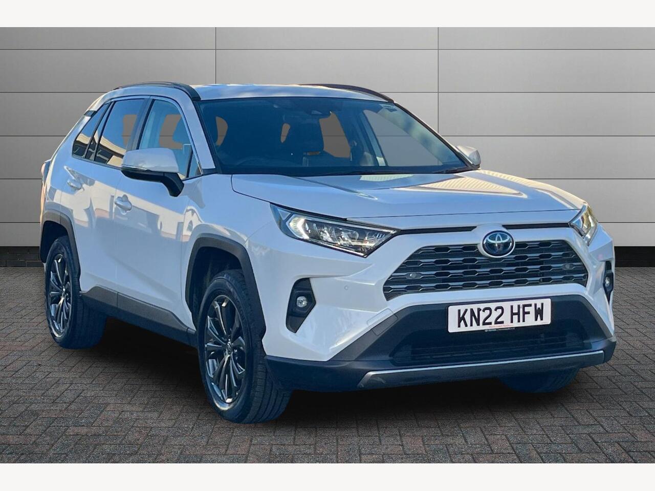 Main listing image - Toyota RAV4