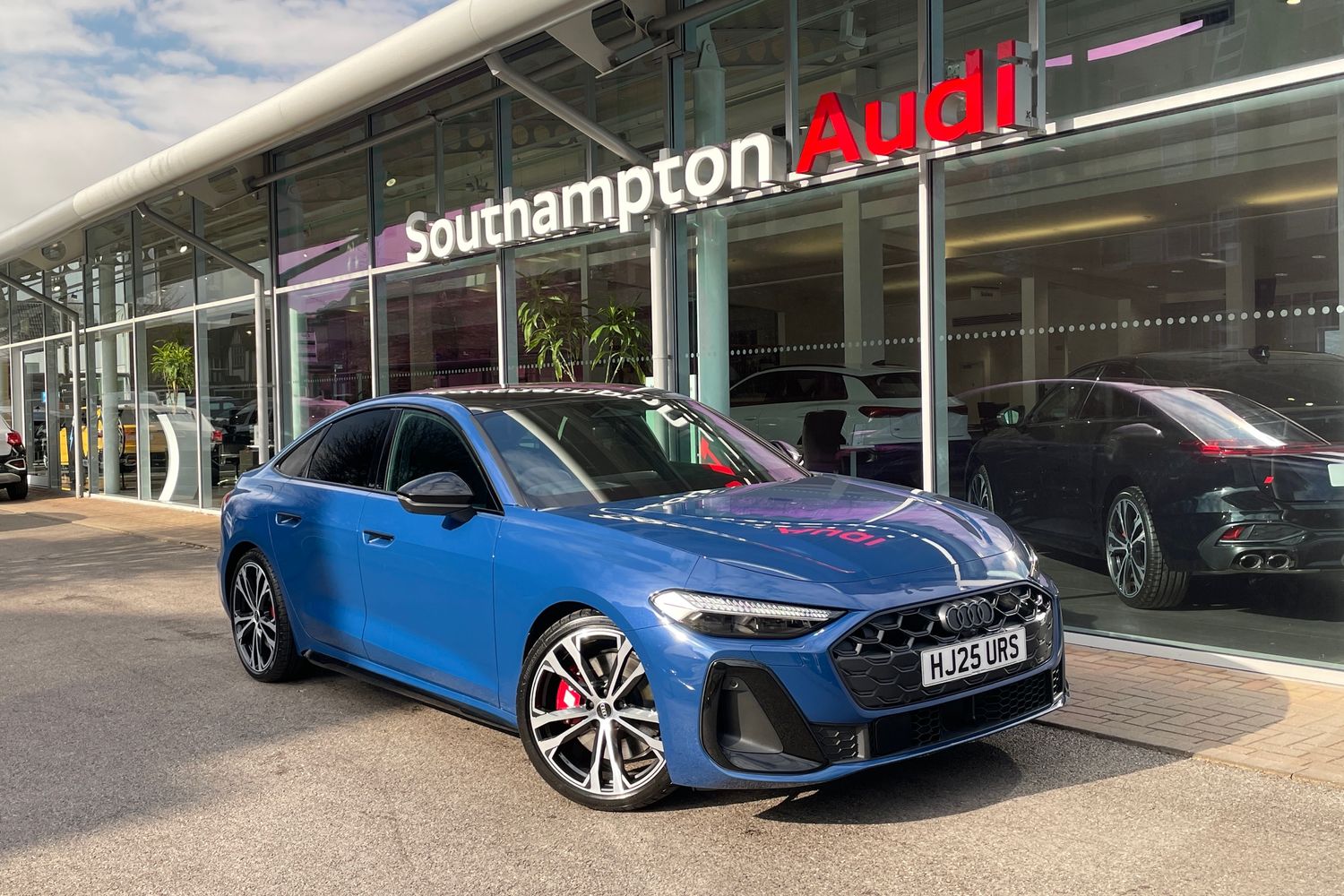 Main listing image - Audi S5