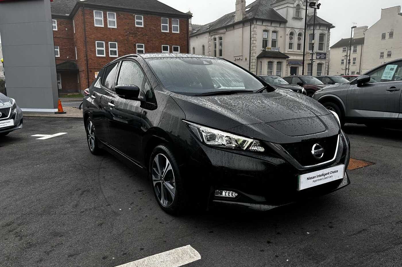 Main listing image - Nissan Leaf