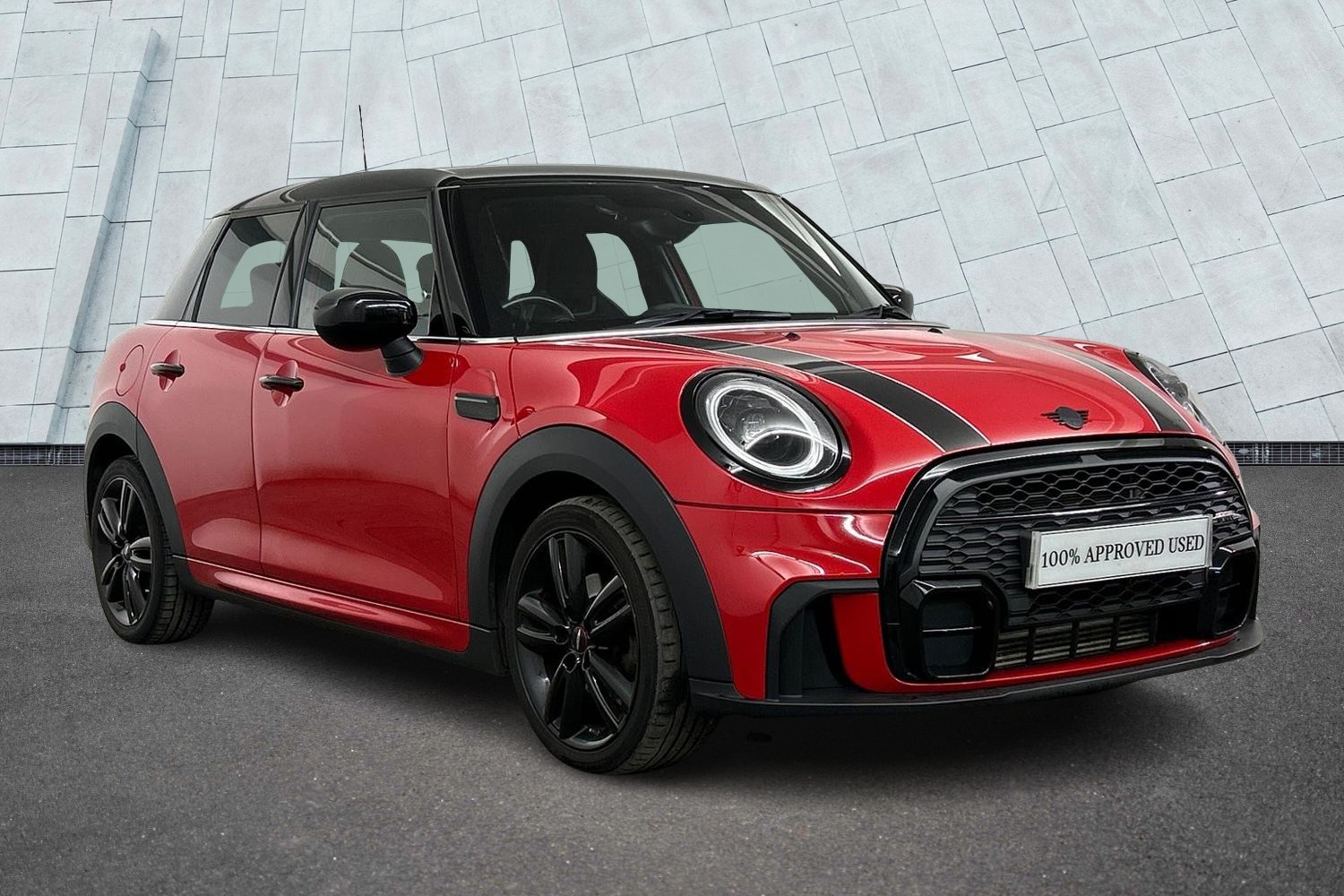 Main listing image - MINI Hatchback 5dr