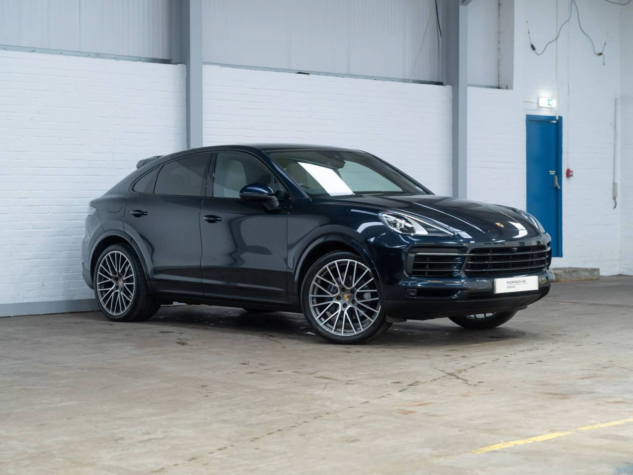 Main listing image - Porsche Cayenne