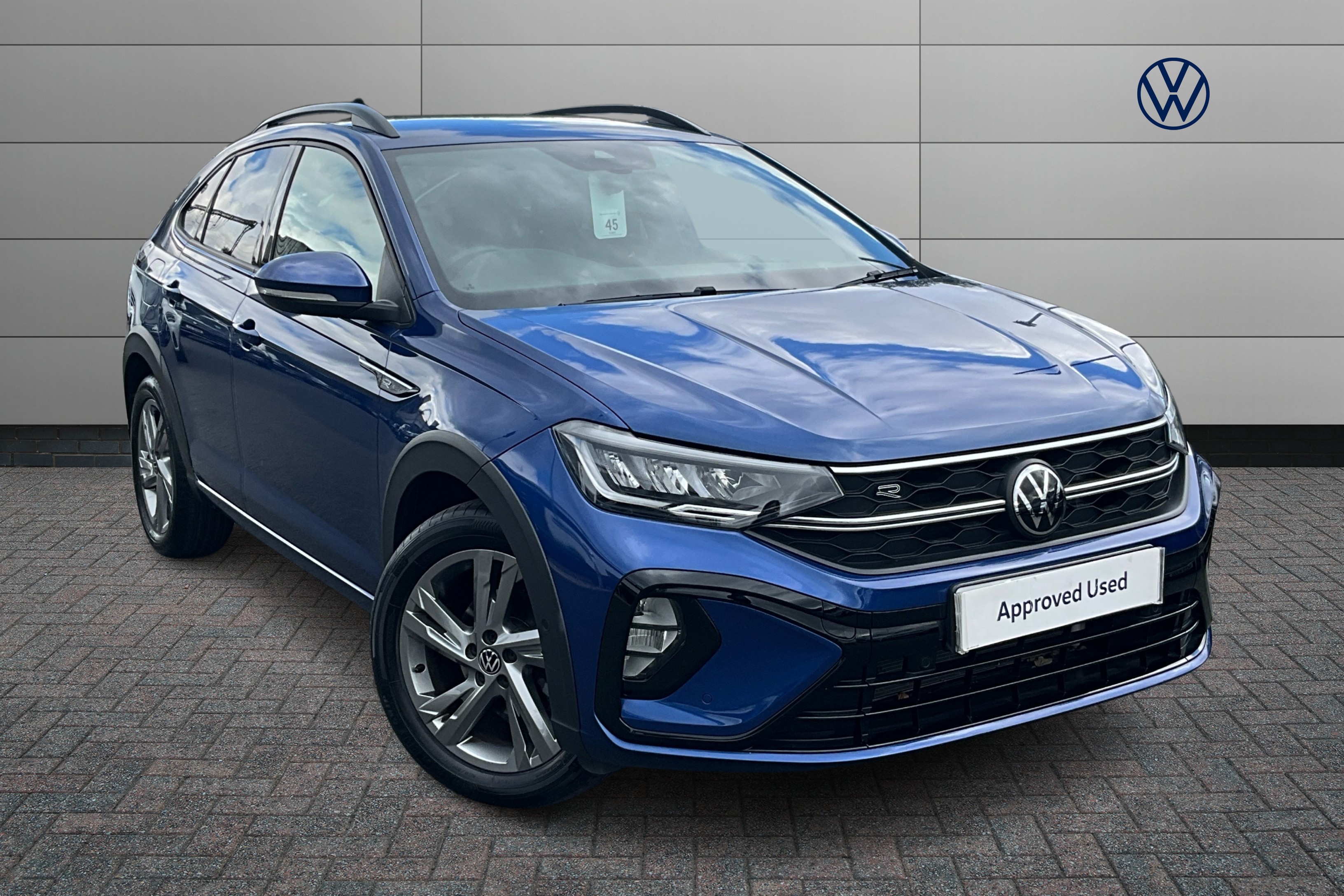 Main listing image - Volkswagen Taigo