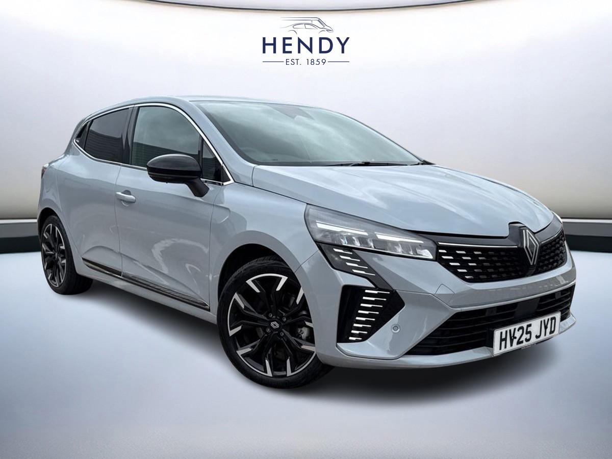 Main listing image - Renault Clio