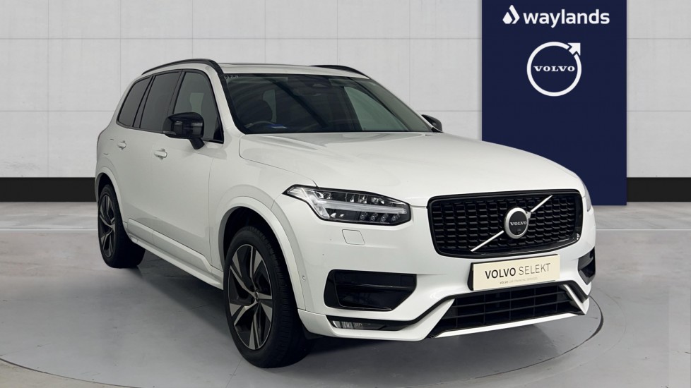 Main listing image - Volvo XC90