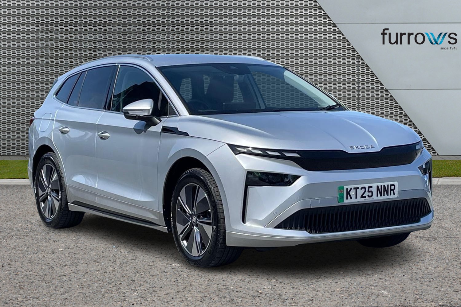 Main listing image - Skoda Enyaq