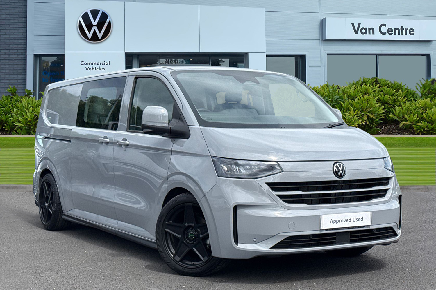 Main listing image - Volkswagen Transporter