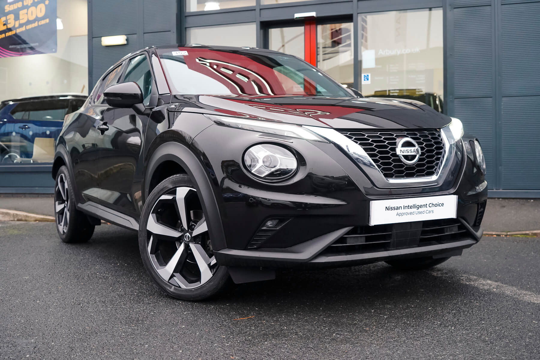 Main listing image - Nissan Juke